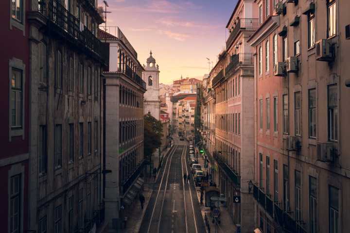 A narrow city in Lisbon