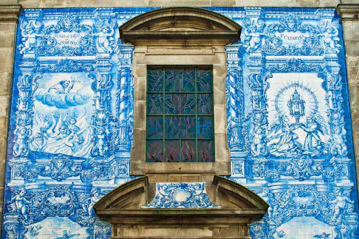 A blue and white church in porto