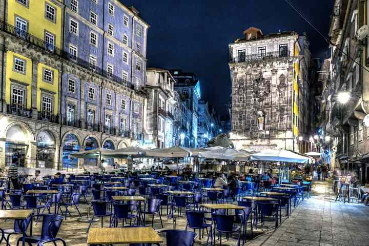 Terraces in Porto in the night