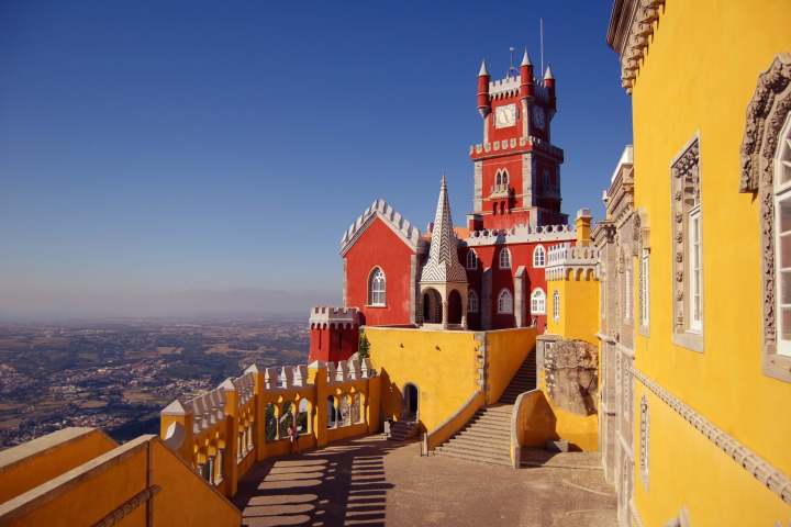 View of a yellow building in Sintra